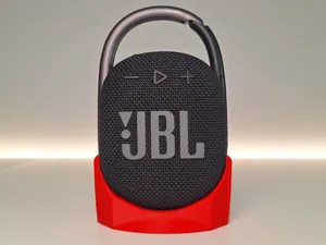 JBL Clip 4
