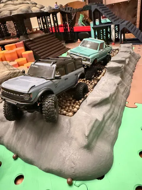 Pcub3D - BYOC - 30 Scale Mud Pit — Image 3 of 9
