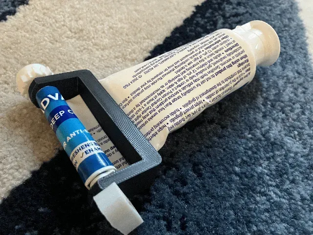 Toothpaste Squeezer V4 — Image 2 of 11