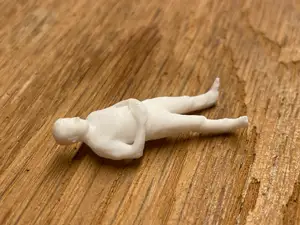 Kleiner liegender Mann (Modellbau/Diorama/Puppen)