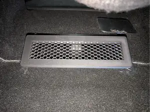 Grille d'aération Tesla Model Y