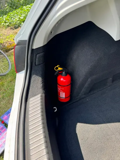 Universal Car Fire Extinguisher QuickRelease Mount — Фото 7 из 7