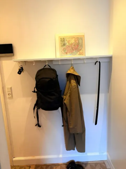 Foldable bottom hanging hook — Image 2 of 15