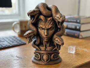 Medusa The Gorgon Bust – Mythological Sculpture