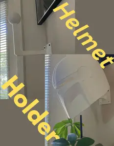 Helmet holder / Helmet mount