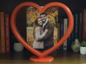 Valentine’s Day Heart-Shaped Photo Frame