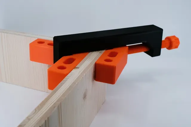 Corner Clamp for Woodworking — Image 5 of 7