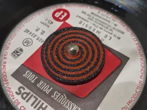 Vinyl Adapter 45 RPM (7") Hypnotism