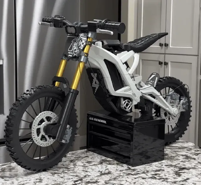 1:2 Surron Light Bee | LBX (Electric Dirt Bike) — Фото 2 из 9