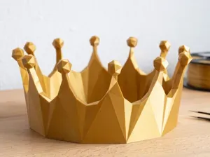 Low-Poly Geometric Crown