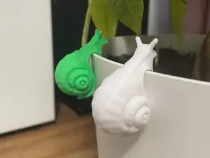 Climbing Snail for Flower Pots Hanging Decoration