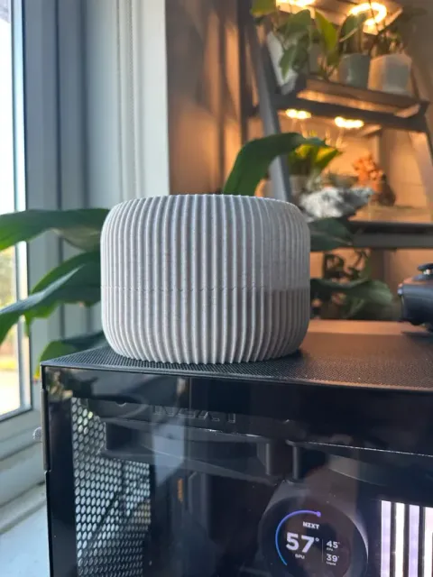 Modern Ribbed Plant Pot With Drainage Drip Tray. — Фото 9 из 9