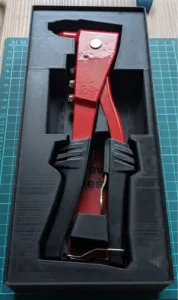 Gridfinity 3x7x6U box fo rivet pliers