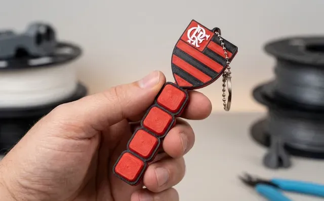 Flamengo Clicker Keychain Fidget Toy Futbolero 3D — Image 3 of 3