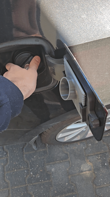 VW AUDI SKODA SEAT Gas Cap Saver Holder & Scraper