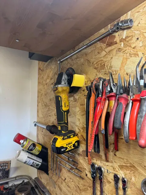 supporto smerigliatrice angolare DeWalt — Image 9 of 10