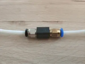 PTFE PC4-M10 to PC4-M6 coupler - no supports