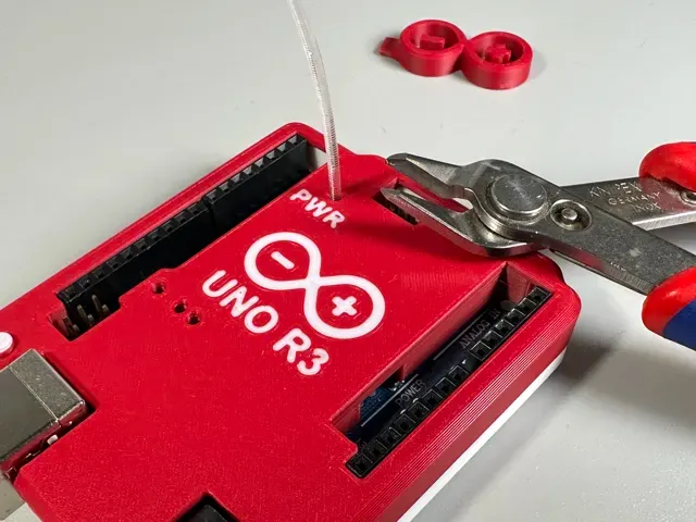 Arduino Uno R3 Case | Wall Mount | Magnetic — Image 14 of 15