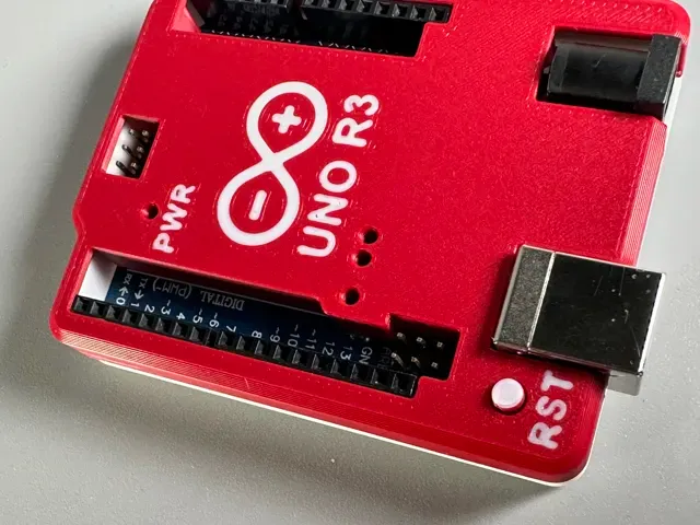 Arduino Uno R3 Case | Wall Mount | Magnetic — Image 3 of 15