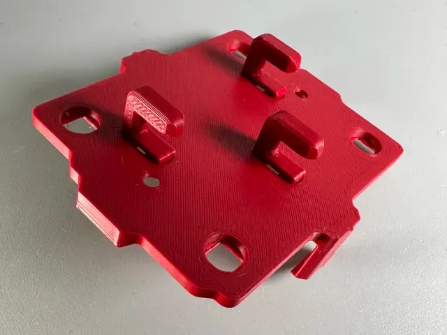 Arduino Uno R3 Case | Wall Mount | Magnetic — Image 8 of 15