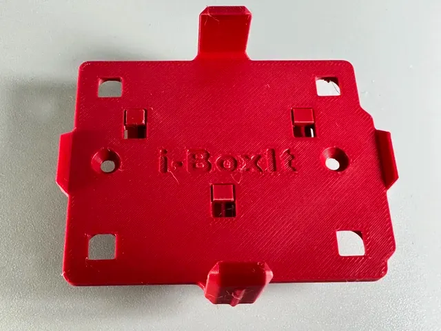 Arduino Uno R3 Case | Wall Mount | Magnetic — Image 9 of 15