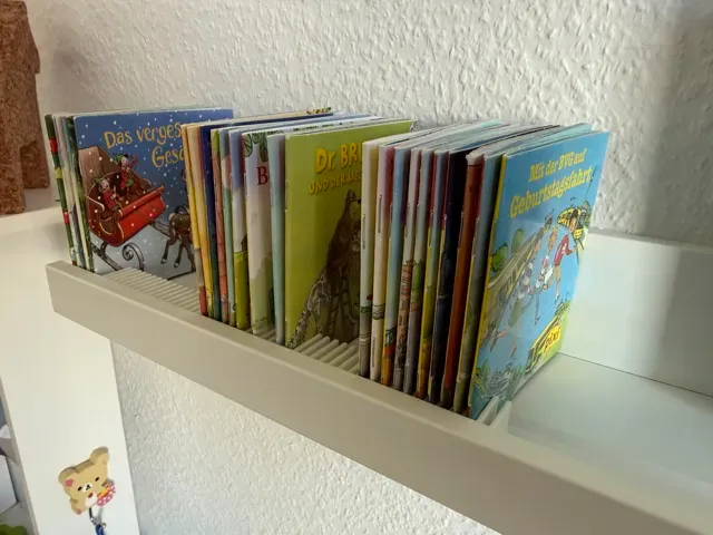 Clean Pixi book holder for Ikea Mosslanda shelf — Фото 2 из 6