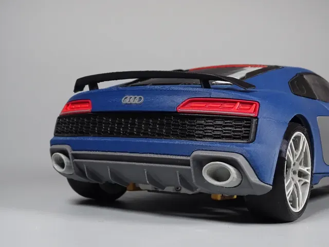 RC 1/12 Audi R8 V10 Plus (GT-RC) — Image 7 of 9