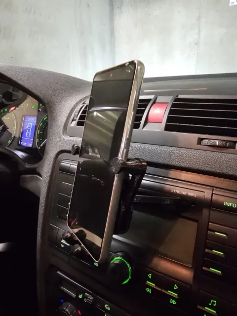 Phone Holder For car CD-slot System — Фото 3 из 11