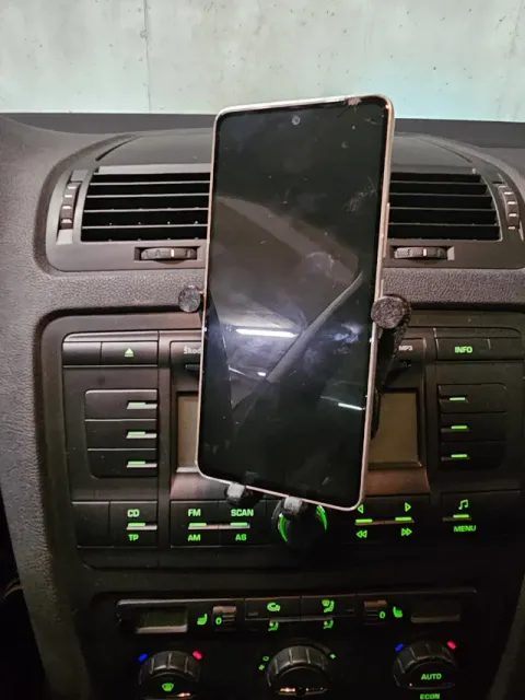 Phone Holder For car CD-slot System — Фото 2 из 11