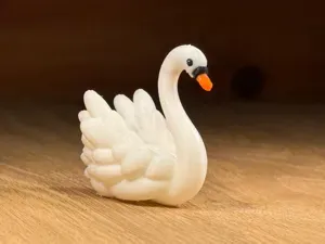 Balloon Swan