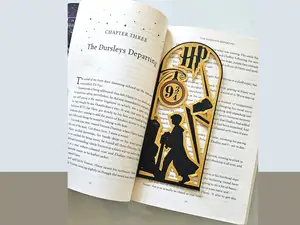 Bookmark inspred from Harry P Platform 9 3/4 NOCOM