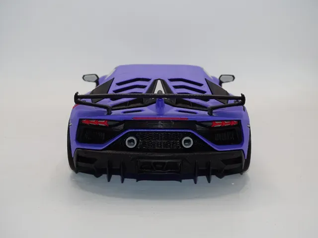 Lamborghini Aventador SVJ w/Steering 1:19 — Image 6 of 14