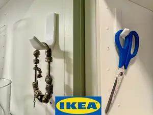 Shelf Hole clip-in Hook IKEA METOD, PAX, BILLY)