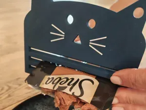The Last Drop Getter – Funny Cat Pouch Scraper