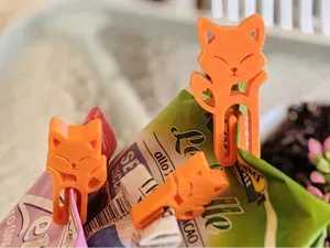 Mini Clip Fox - Close bags packages envelopes easy