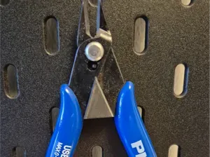 Minimalist Pliers & Cutter Holder for IKEA Skådis
