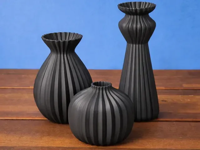 Modern vase set 3 pieces — Image 2 of 5