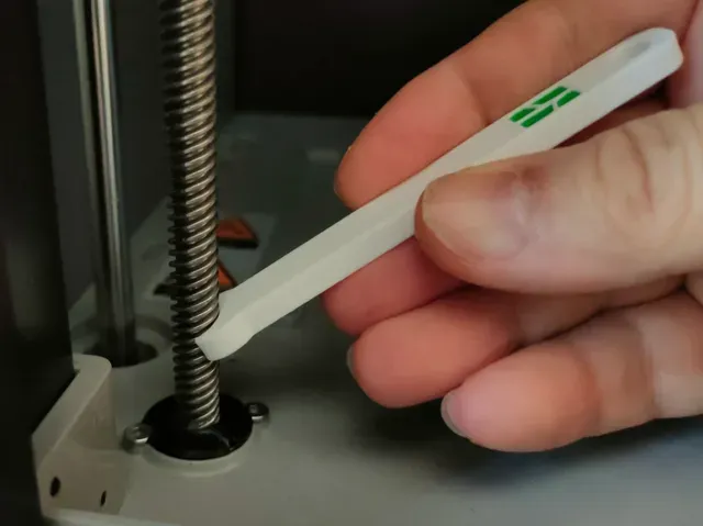 Grease tool
