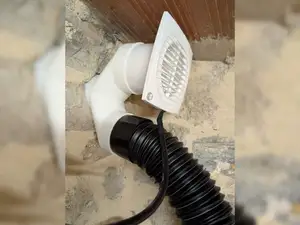 Raccord en U pour gaine de ventilation