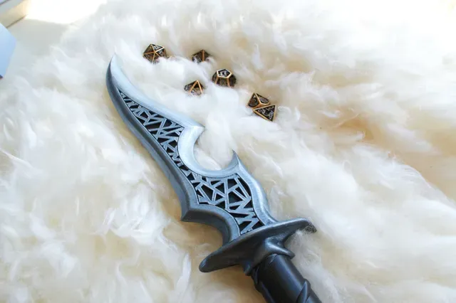 Curved Elven Dagger (Fantasy Prop) — Фото 3 из 5