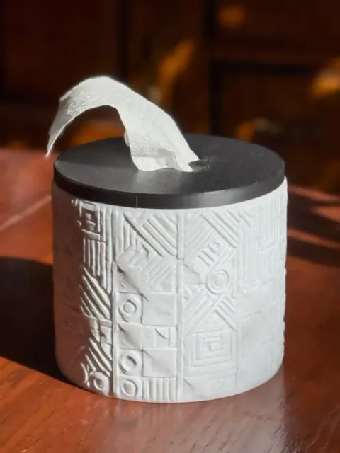 The Revolutionaries' Toilet Paper Tissue Box — Image 8 of 17