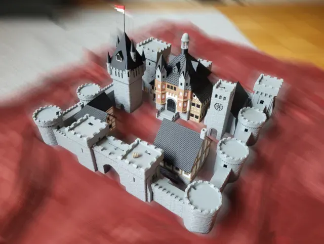 Modular castle — Image 5 of 11