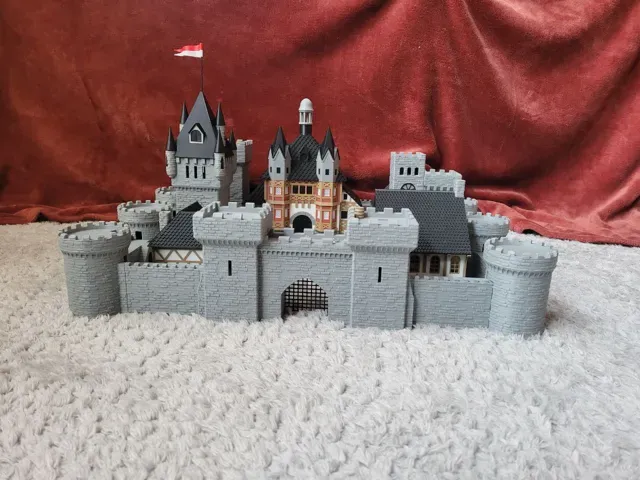 Modular castle — Image 11 of 11