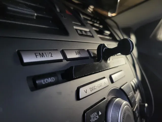 Car CD Slot Ball Mount - 17mm ball - 4mm thick — Image 6 of 7