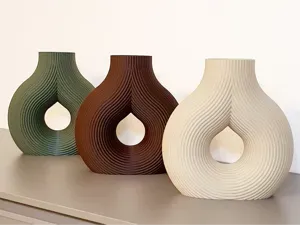 Ribbed round vase