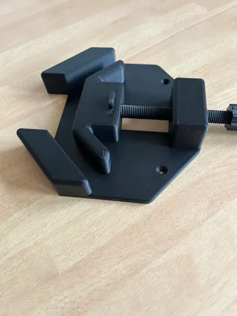 Angle Clamp V2 Full 3D Print No Hardware needed. — Image 4 of 9