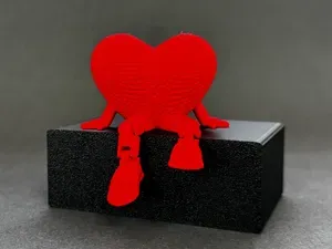 Plump Articulated Heart with a knitted texture