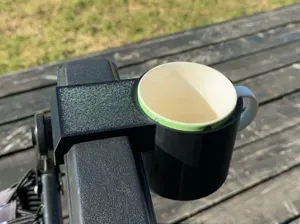 Sunbed beer can and cup holder 2.0