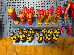 Schraubendreher Halter Küpper Lochwand / Pegboard