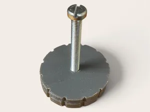 Manopola con dado m5
